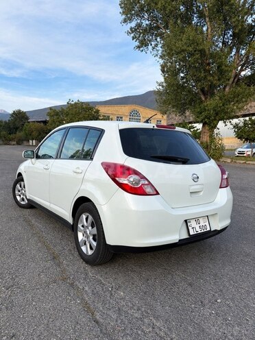 Nissan Tiida 2008, 252,500 km - 1.6 л - Şəki