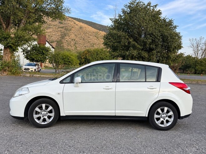 Nissan Tiida 2008, 252,500 km - 1.6 л - Şəki