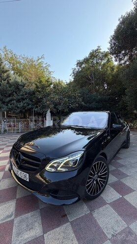 Mercedes E 220 2014, 223,500 km - 2.1 л - Bakı