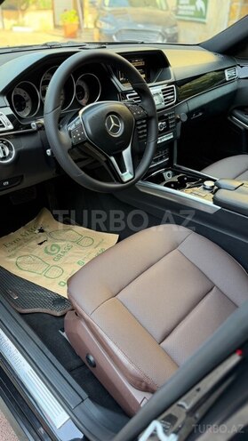 Mercedes E 220 2014, 223,500 km - 2.1 л - Bakı