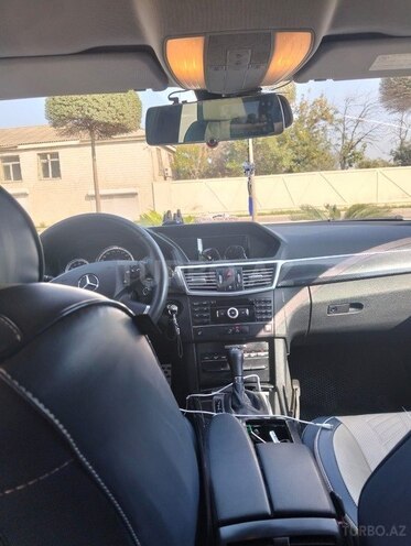 Mercedes E 200 2010, 274,000 km - 1.8 л - Bakı