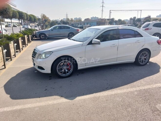 Mercedes E 200 2010, 274,000 km - 1.8 л - Bakı