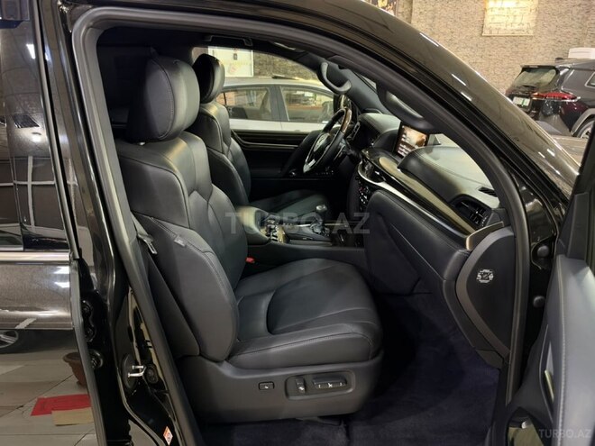 Lexus LX 450d 2017, 160,000 km - 4.5 l - Bakı