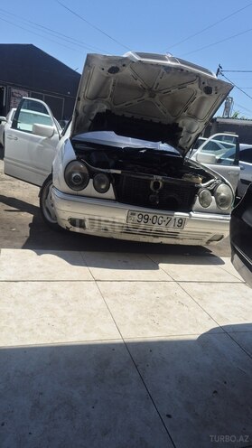 Mercedes E 320 1998, 350,000 km - 3.2 l - Bakı