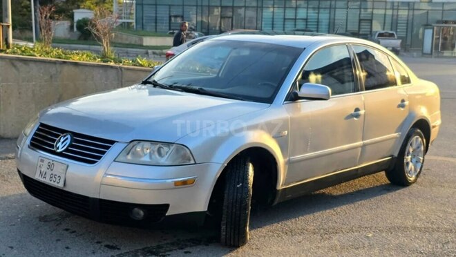 Volkswagen Passat 2002, 240,000 km - 1.8 л - Bakı