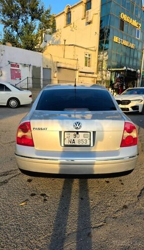 Volkswagen Passat 2002, 240,000 km - 1.8 л - Bakı
