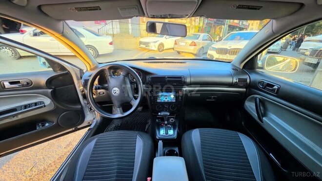 Volkswagen Passat 2002, 240,000 km - 1.8 л - Bakı