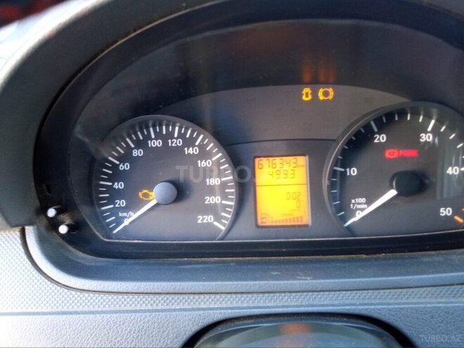 Mercedes  2011, 676,343 km - 2.1 l - Bakı