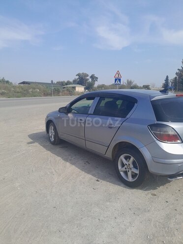 Opel Astra 2008, 422,418 km - 1.3 l - Ucar
