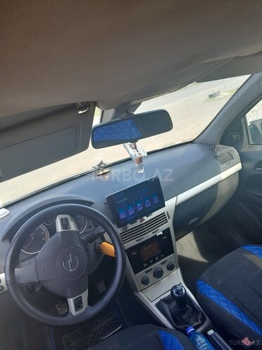 Opel Astra 2008, 422,418 km - 1.3 l - Ucar