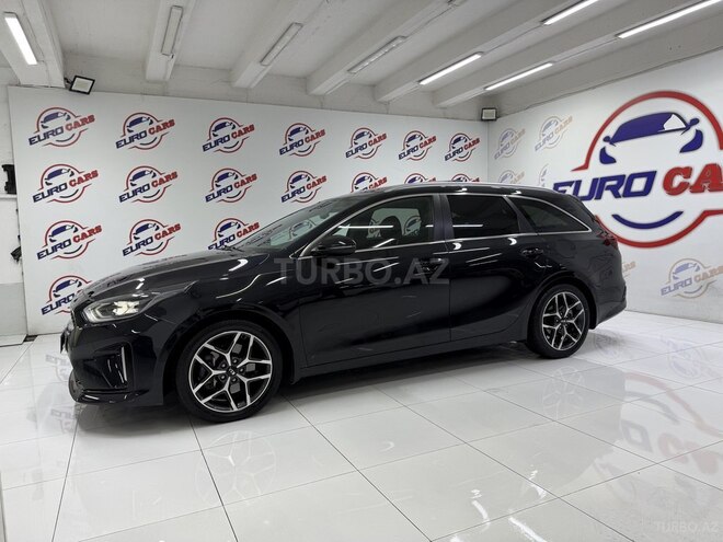 Kia  2020, 130,000 km - 1.6 l - Bakı