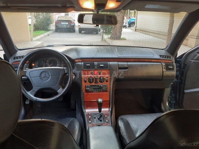 Mercedes E 200 1997, 460,000 km - 2.0 л - Bakı