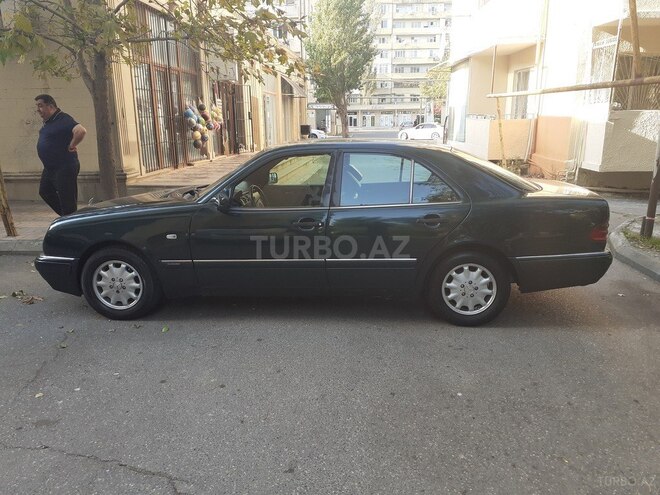 Mercedes E 200 1997, 460,000 km - 2.0 л - Bakı