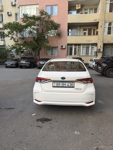 Toyota Corolla 2023, 87,000 km - 1.8 л - Bakı
