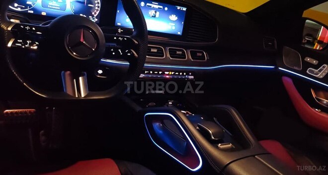 Mercedes  2023, 26,000 km - 2.0 l - Bakı