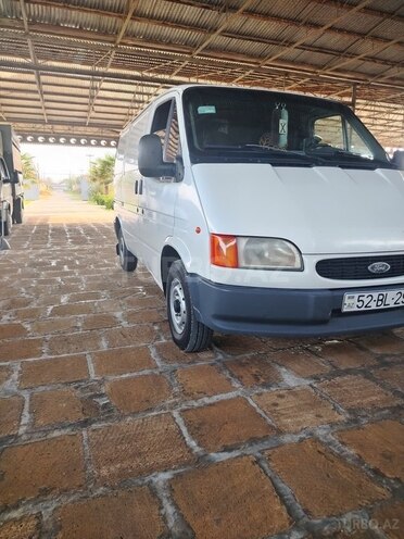 Ford Transit 1999, 452,620 km - 2.5 l - Salyan