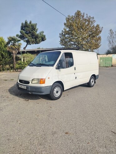 Ford Transit 1999, 452,620 km - 2.5 l - Salyan