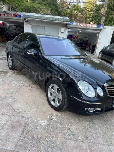Mercedes E 220 2006, 300,000 km - 2.2 l - Bakı