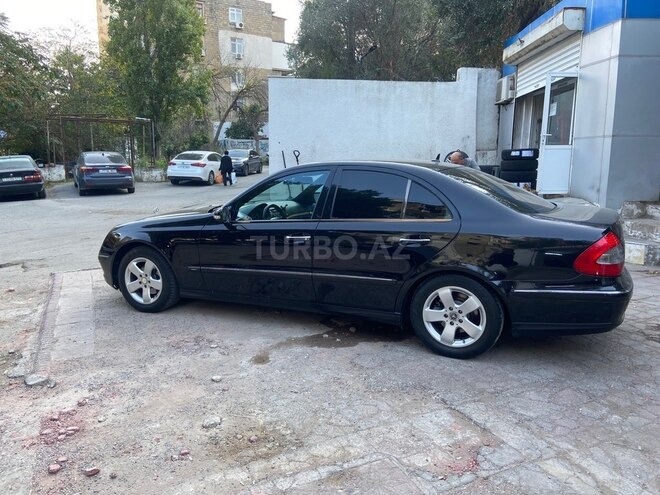 Mercedes E 220 2006, 300,000 km - 2.2 l - Bakı