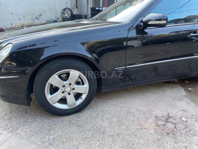 Mercedes E 220 2006, 300,000 km - 2.2 l - Bakı