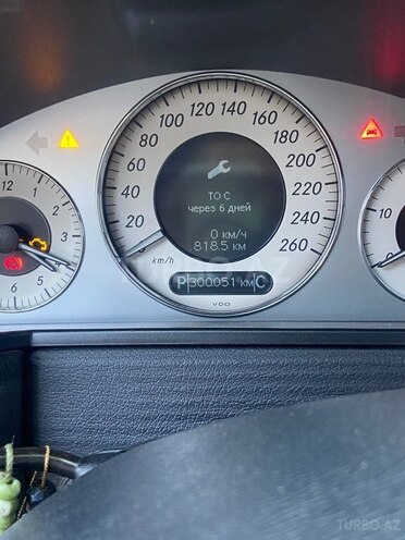 Mercedes E 220 2006, 300,000 km - 2.2 l - Bakı