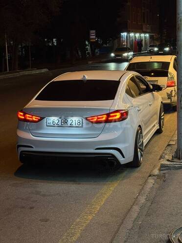 Hyundai Elantra 2018, 125,000 km - 1.6 l - Bakı