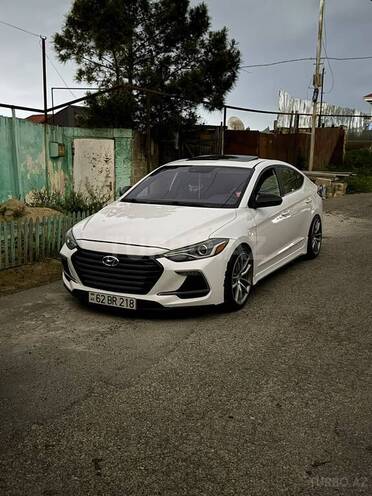 Hyundai Elantra 2018, 125,000 km - 1.6 l - Bakı