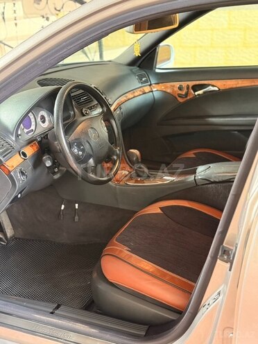 Mercedes E 320 2003, 282,238 km - 3.2 l - Gəncə
