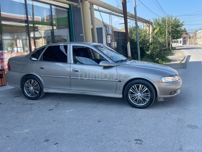 Opel Vectra 1996, 355,000 km - 2.0 l - Bakı