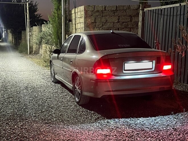 Opel Vectra 1996, 355,000 km - 2.0 l - Bakı