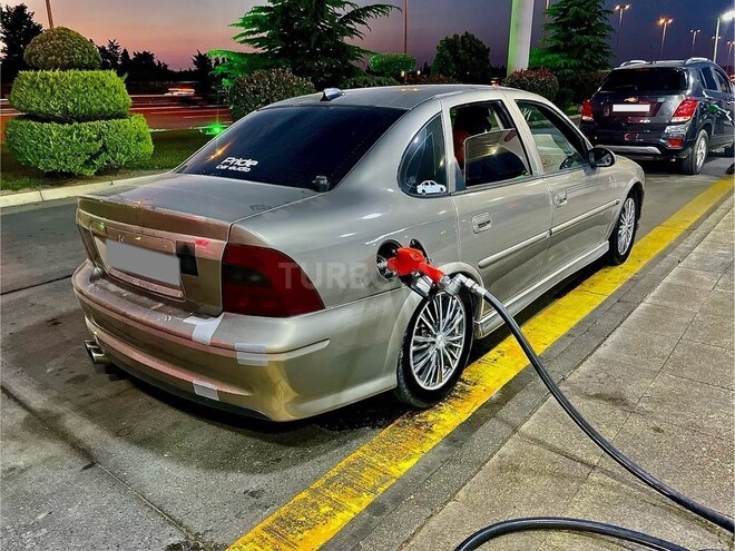Opel Vectra 1996, 355,000 km - 2.0 l - Bakı