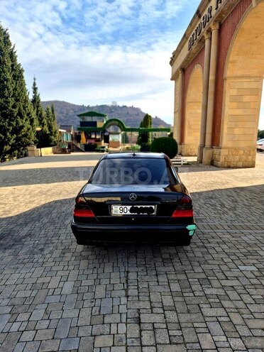Mercedes C 240 1998, 333,000 km - 2.4 l - Balakən