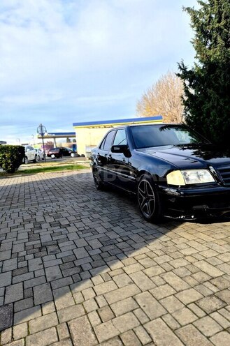Mercedes C 240 1998, 333,000 km - 2.4 l - Balakən