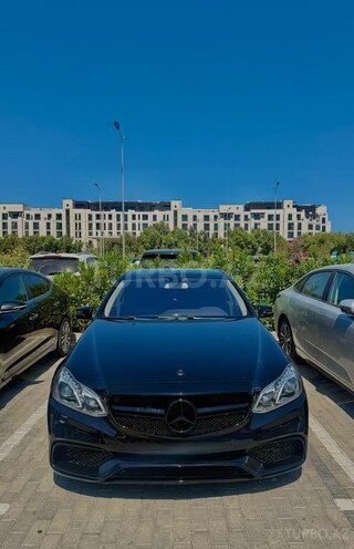 Mercedes E 220 2015, 300,000 km - 2.1 l - Bakı