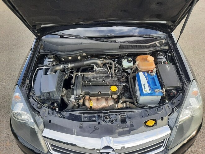 Opel Astra 2009, 234,000 km - 1.4 л - Göygöl