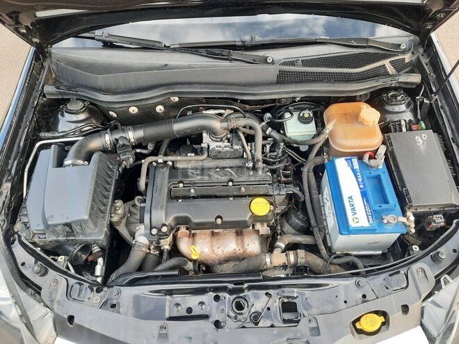 Opel Astra 2009, 234,000 km - 1.4 л - Göygöl
