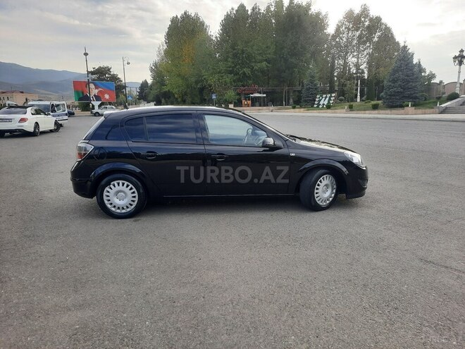 Opel Astra 2009, 234,000 km - 1.4 л - Göygöl