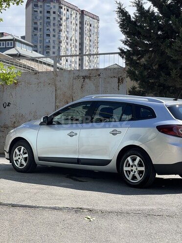 Renault Megane 2011, 323,000 km - 1.5 l - Bakı