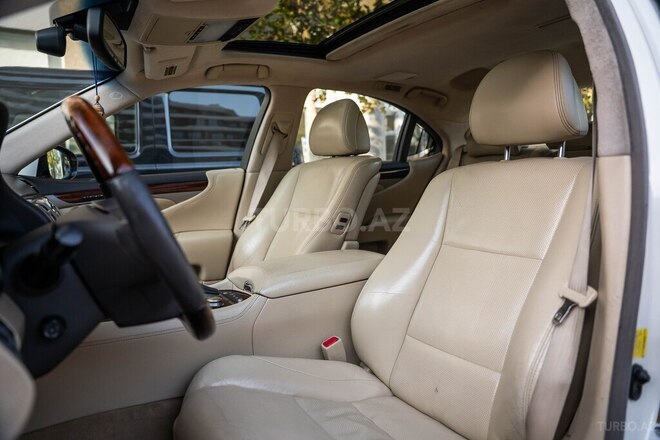 Lexus LS 460 2012, 278,000 km - 4.6 l - Bakı