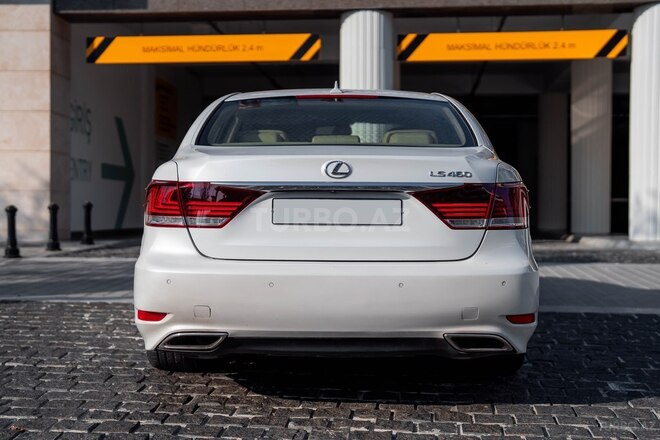 Lexus LS 460 2012, 278,000 km - 4.6 l - Bakı