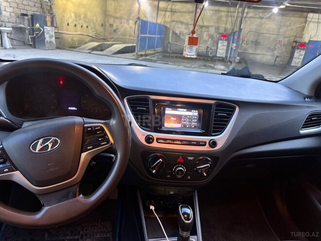 Hyundai Accent 2019, 248,000 km - 1.6 l - Bakı