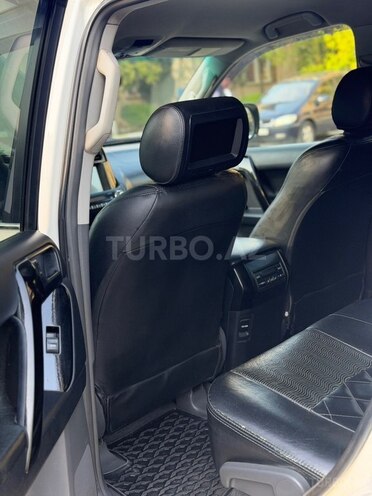 Toyota Land Cruiser Prado 2012, 232,000 km - 2.7 л - Bakı