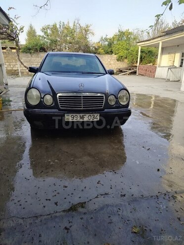Mercedes E 230 1996, 500,000 km - 2.3 l - Bakı