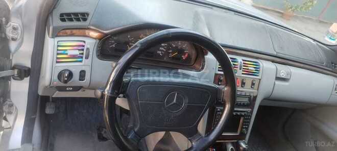 Mercedes E 220 1998, 531,000 km - 2.2 l - Tovuz