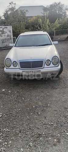 Mercedes E 220 1998, 531,000 km - 2.2 l - Tovuz