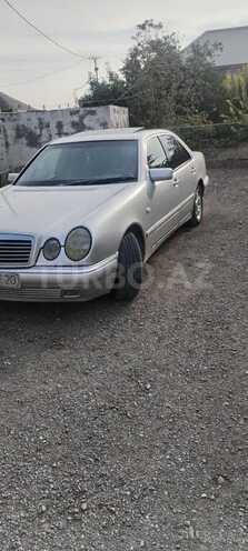 Mercedes E 220 1998, 531,000 km - 2.2 l - Tovuz