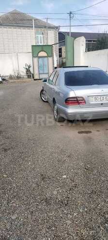 Mercedes E 220 1998, 531,000 km - 2.2 l - Tovuz