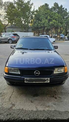 Opel Astra 1994, 285,085 km - 1.6 л - Sumqayıt