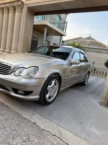 Mercedes C 230 2005, 295,000 km - 2.5 l - Bakı
