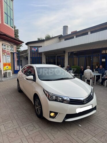 Toyota Corolla 2015, 198,000 km - 1.6 l - Masallı